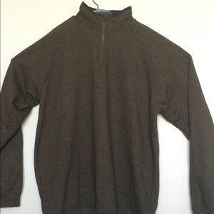 RedHead Men's gray pullover Lenght 30 pit 26.